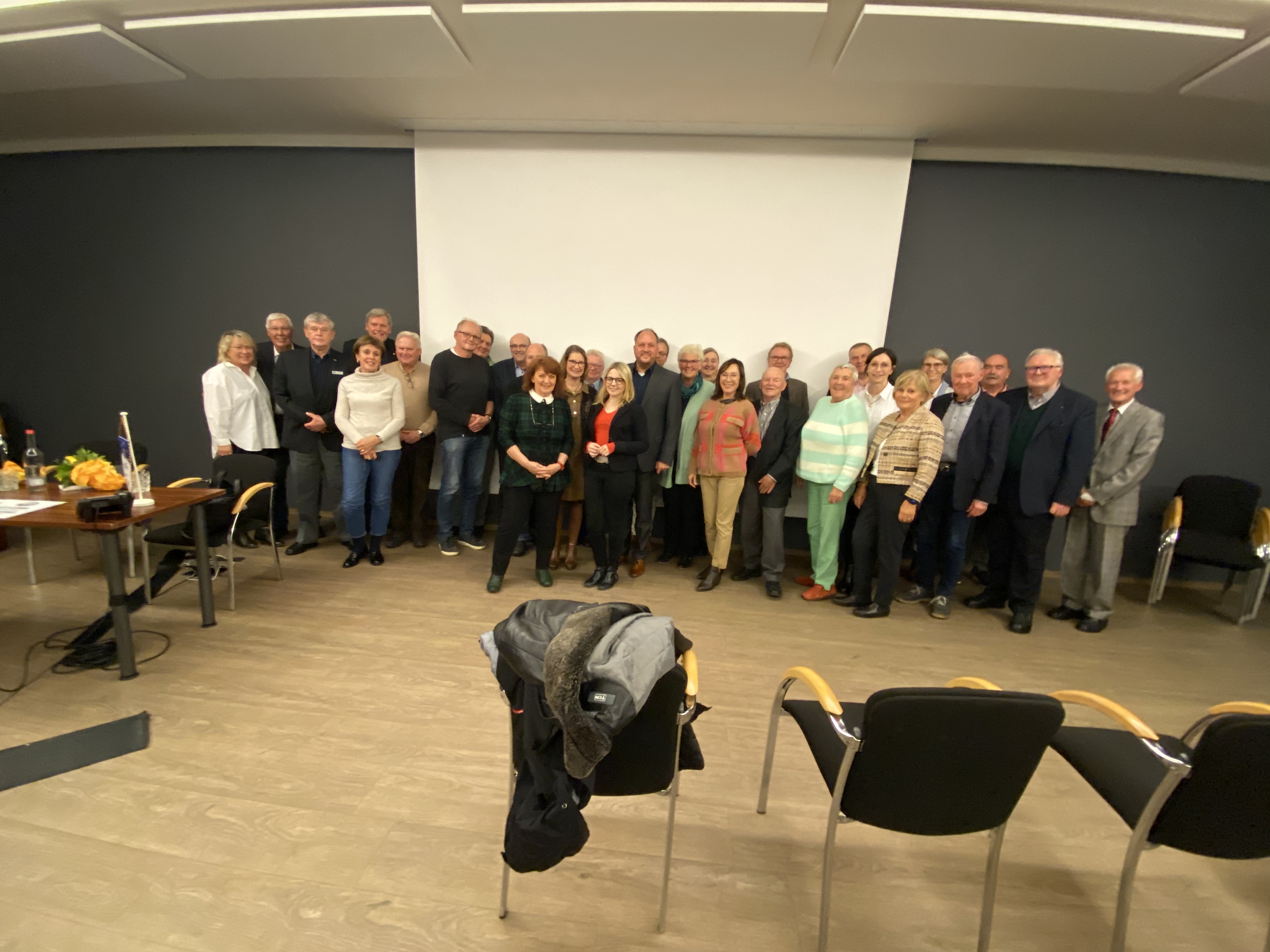 Spitzenvertreter des Kreises Ostholstein zu Besuch bei den Lions Lübecker Bucht